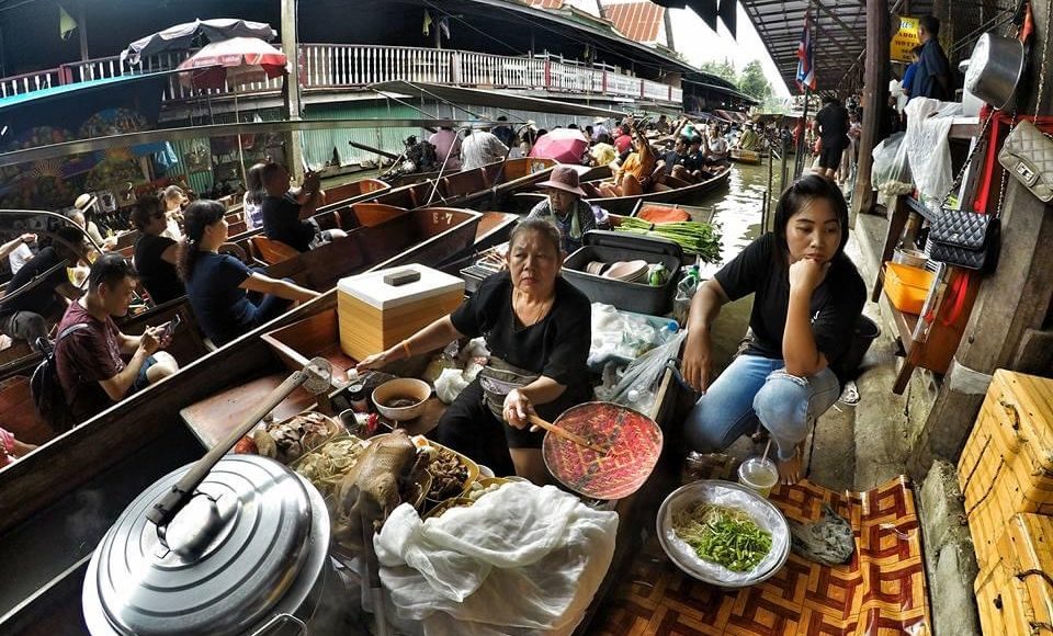 Food stalls in Bangkok