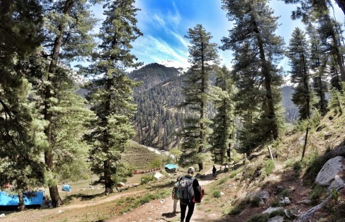 Hiking in Parvati Valley