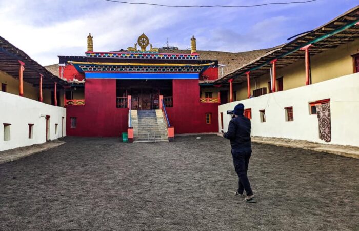 Komik monastery