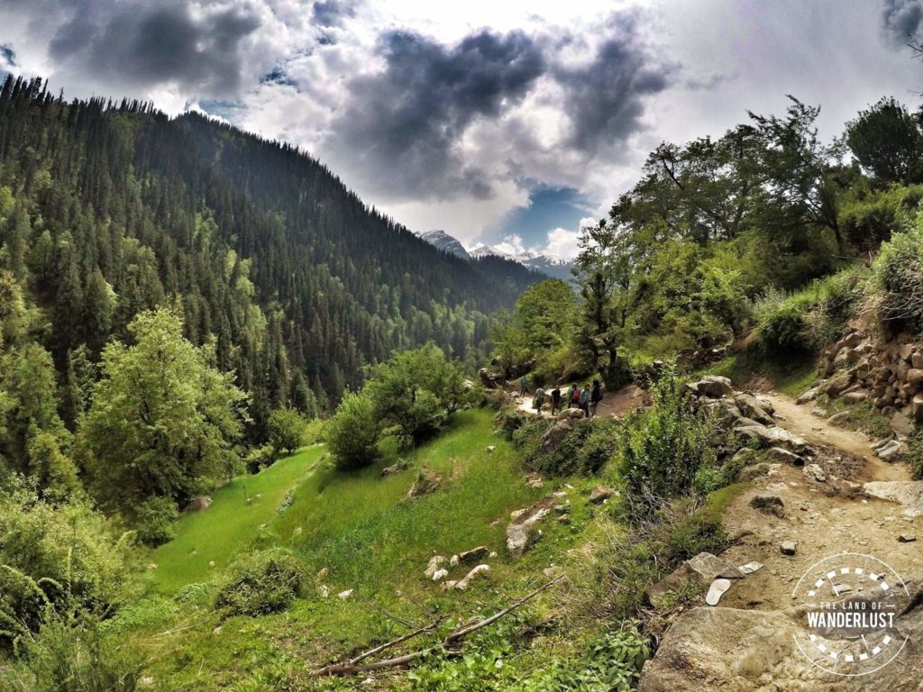 Trail leading to Naktan 