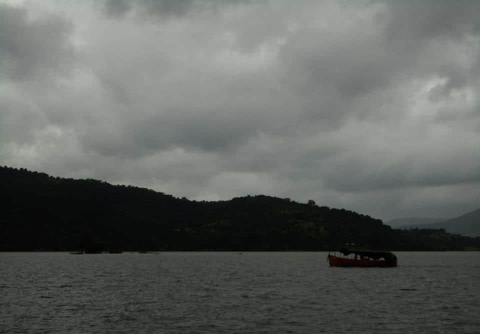Bamnoli lake 