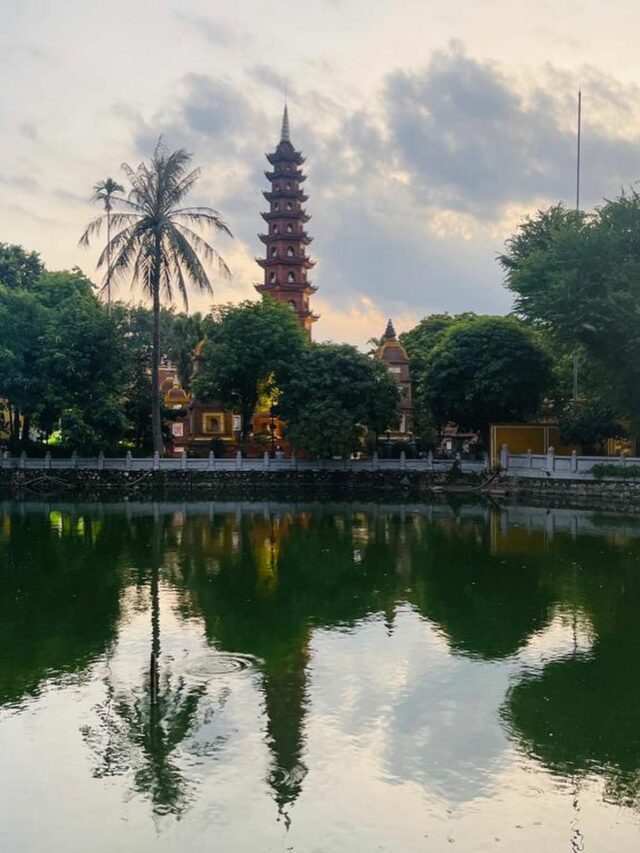 10 reasons to visit Vietnam